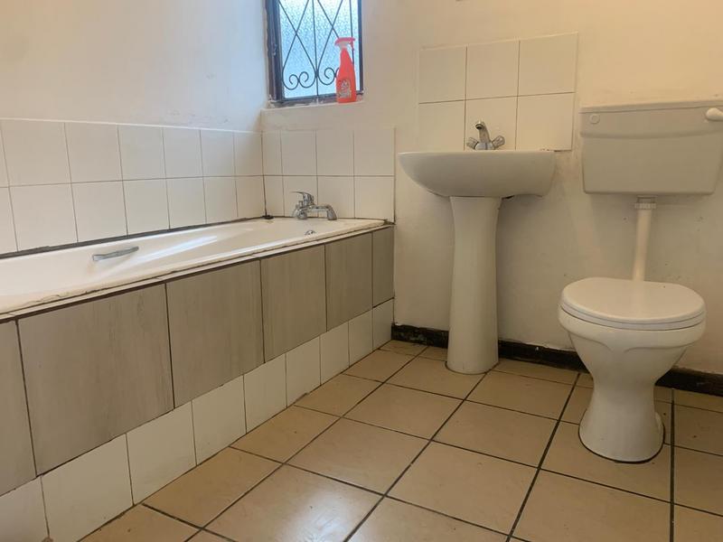2 Bedroom Property for Sale in Delft Western Cape